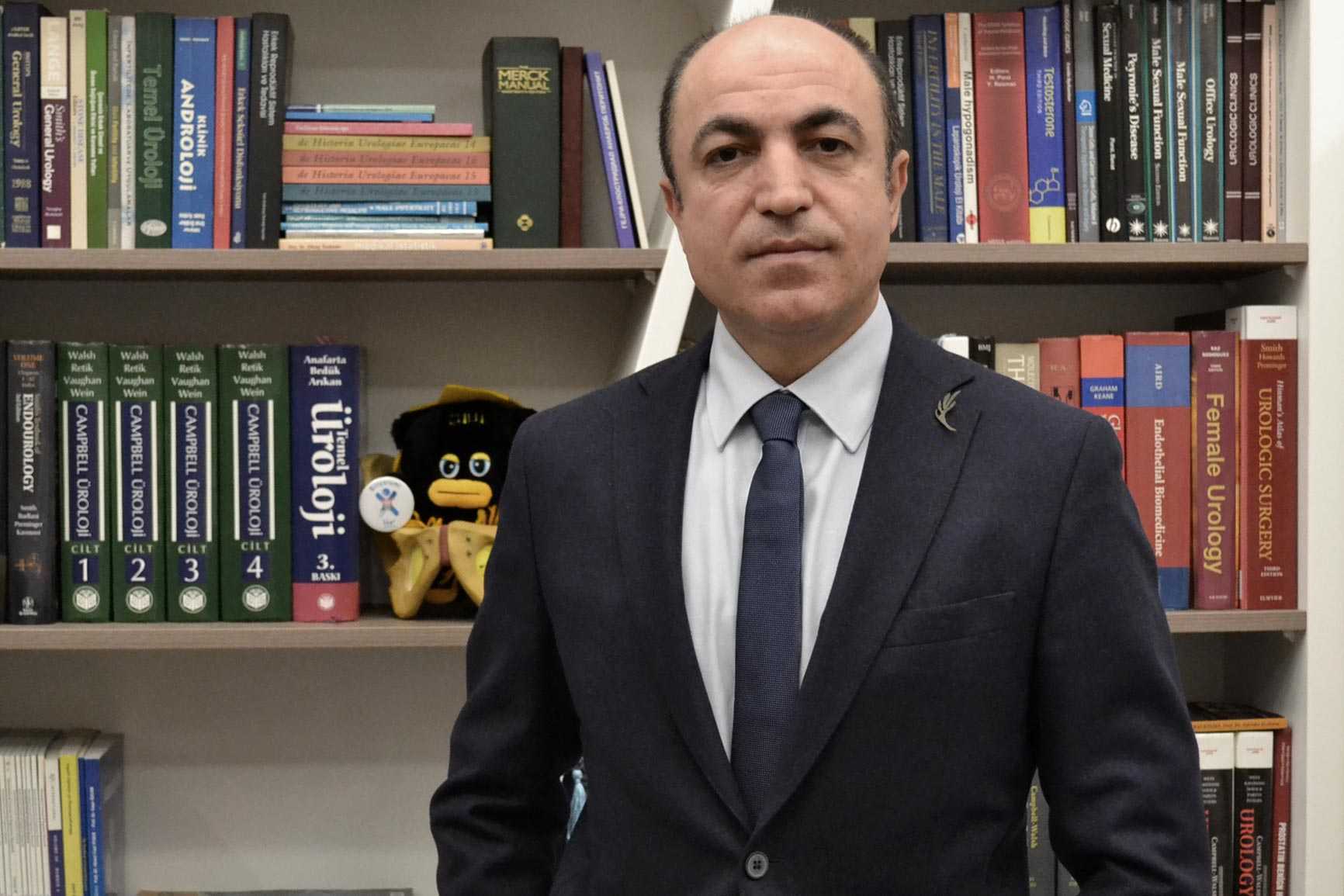 Prof. Dr. Muammer Kendirci - Üroloji Uzmanı
